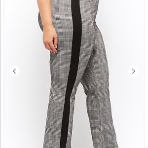Forever 21 Pants - NWT Plaid pant with black tuxedo stripe Forever 21 Pants - NWT Plaid pant with black tuxedo stripe